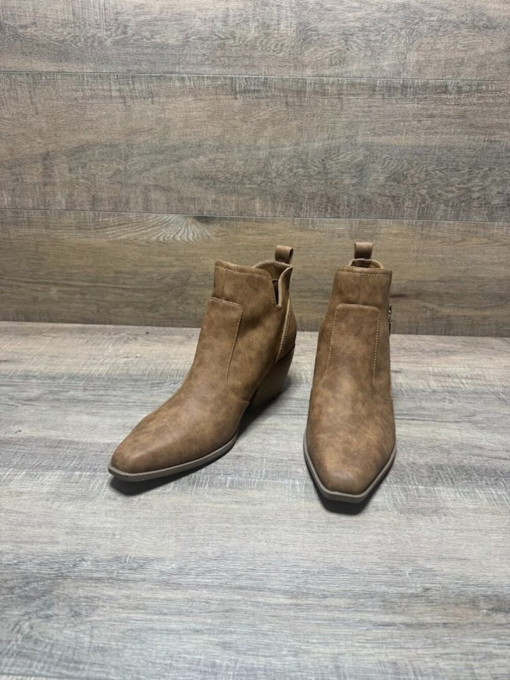 GBG Los Angeles Vissa Brown Western Ankle Boot Women's Size 9.5